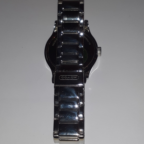 Coach ladies watch - Picture 5 of 6